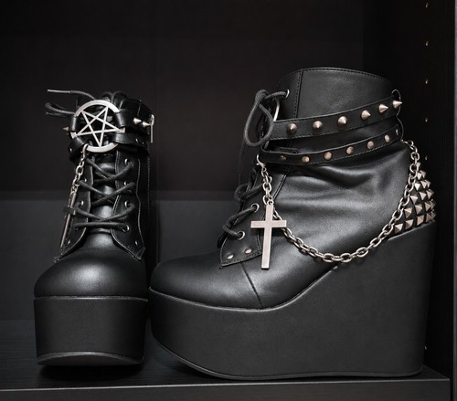 Demonia poison 101 37 - demonia,