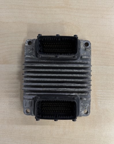 Motorsteuergerät ecu - 🟡,
