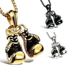 Halskette mit Anhänger