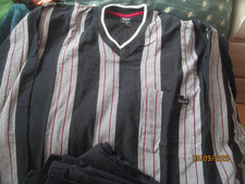 Herren bugatti Schlafanzug  in Größe 56, XXL in schwarz, Oberteil gestreift