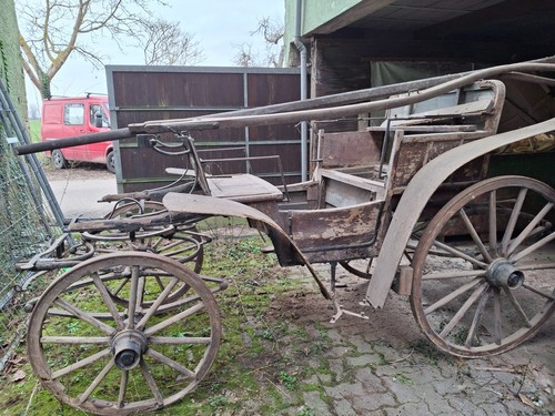 Alte holzkutsche victoria - holzkutsche,