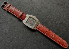 Armbanduhr Vuillemin Regnier Gehäuse ca. 37 x 47 mm NEU mit Schutzfolien