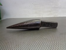 Altes antikes Werkzeug