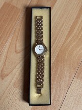 Goldene Uhr Geneves Quartz