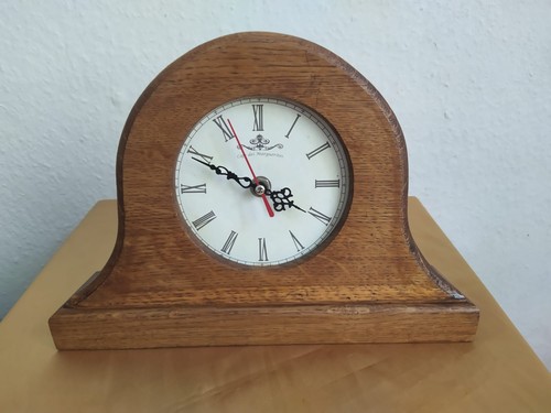 Vintage tischuhr kaminuhr holz - tischuhr,
