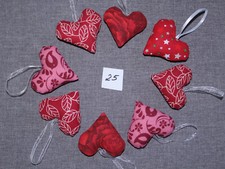 8 Herzen aus Stoff Dekoherzen