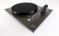 Rega Planar 1 Plattenspieler mit RB110 incl. Carbon MM-System matt schwarz