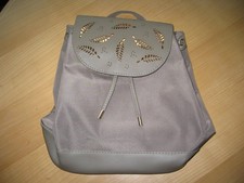 kleiner Damen Stadtrucksack, unbenutzt, 28 cm hoch