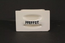 Pfeffer Schütte Küchenbuffet Porzellan um 1900 Gewürzschuber antik 8cmx10cm weiß