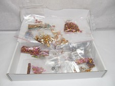 1 Karton Simili - Strasssteine  Konvolut  Goldschmiedewerkzeug