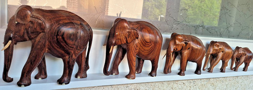 Elefanten aus edlem holz - elefanten,