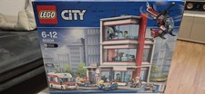 LEGO 60204 City-Krankenhaus mit Minifiguren