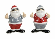 Nikolaus mit Sonnenbrille aus