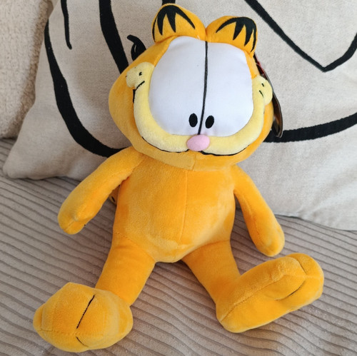 Play garfield - play,