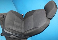 Fahrersitz Sitz vorne links Sitzheizung Skoda Octavia III 5E Bj.15