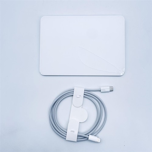 Apple magic trackpad - apple,