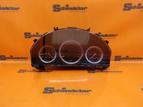 Tachometer 111000 - , km