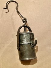 Alte antike Grubenlampe