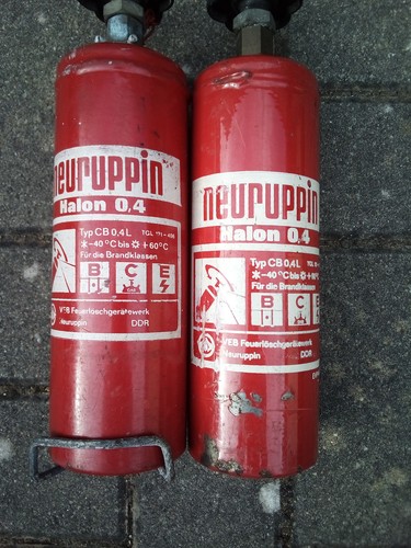 Ddr auto feuerlöscher - ddr, auto-feuerlöscher