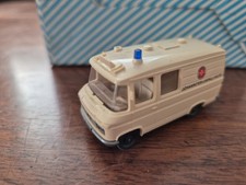 Wiking 27 Mercedes L406