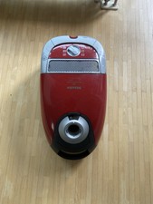 Miele Staubsauger S5211