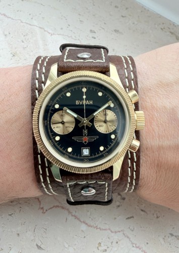 Ein buran chronograph - "buran",