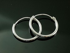 925 Silber kleine Rohr Creolen 15 mm Grösse  mit kleinem Scharnier   1 Paar