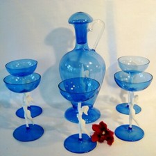 alte Glas Karaffe mit Akt + 5