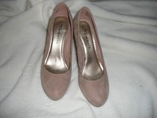 Tamaris Damen Pumps Leder Schnitt spitz Stiletto  Rose Gr.41