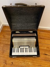 Hohner Concerto III  Akkordeon