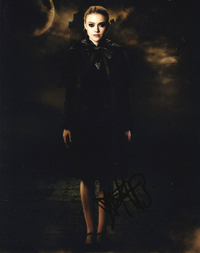 Dakota fanning signed - dakota,