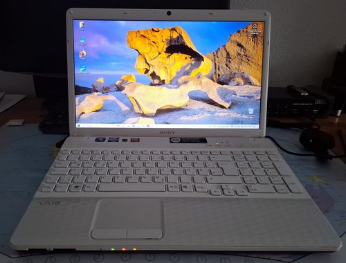 Sony vaio laptop - sony, dual