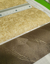 Tapetenreste Luxus Vintage zum Basteln Strukturtapete HellGold Ornament scrap