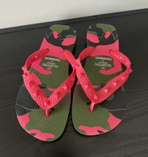 HAVAIANAS x Valentino Rockstud