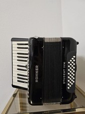 Hohner Akkordeon Student IVM
