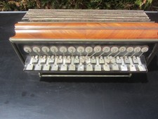 Altes Akkordeon alte Konzertina Klappen Perlmutt