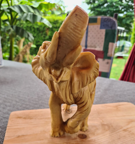 Holz elefant figur geschnitzt - holz,