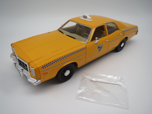 Greenlight dodge monaco - ,