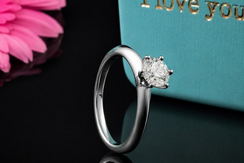 Tiffany solitär ring - co,
