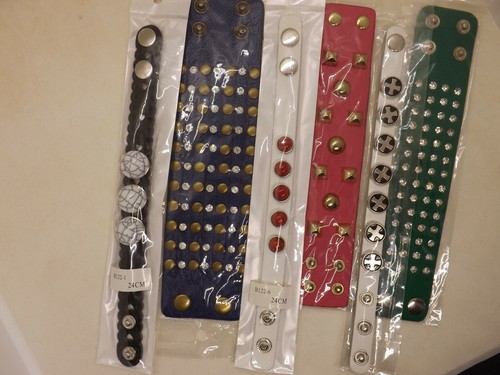 Armbänder mit nieten - armbänder,