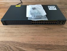 Cisco Catalyst 2960 WS-C2960 + 24TC-S Switch incl. Rackhalterung