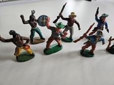 9 Cowboy und Indianer DDR Gummi