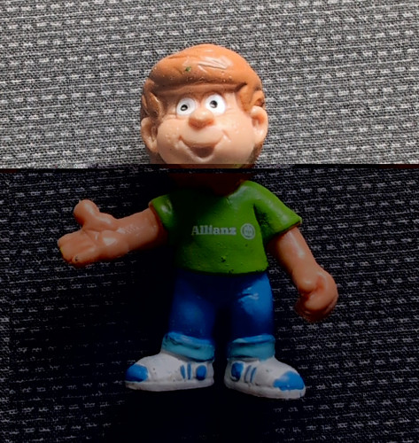Allianz werbefigur schleich - allianz, werbefigur,