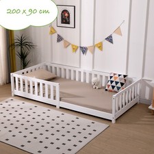 Kinderbett mit Rausfallschutz und Lattenrost | 90x200 | 80x160 | Weiß | Natur