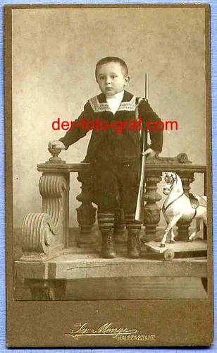 Foto kind spielzeug zieh - spielzeug,, zieh-/