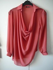 B4 TFNC Bluse Tunika Gr 34/36 hellrot Kragen+Wasserfall Saum schräg Puffärmel