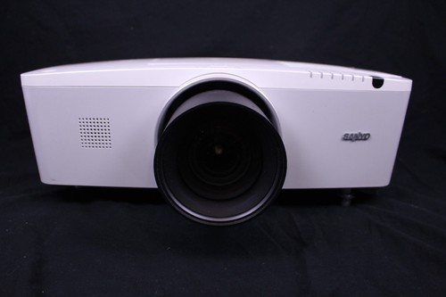 Sanyo plc wm5500l lcd - sanyo,