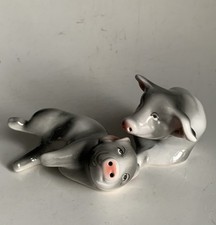 Alte Salz Pfeffer Schweinchen