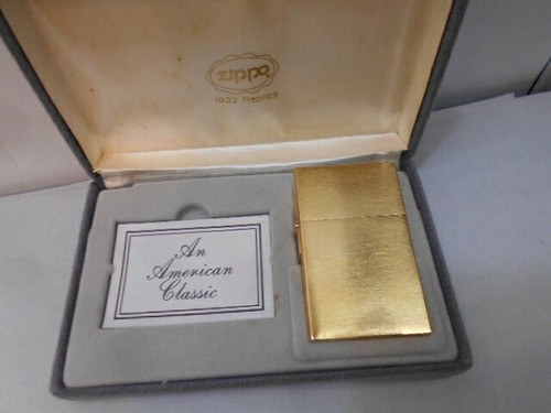 Vintage zippo 1982 1992 - vintage,