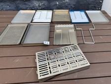8 x Trays und Desinfektions